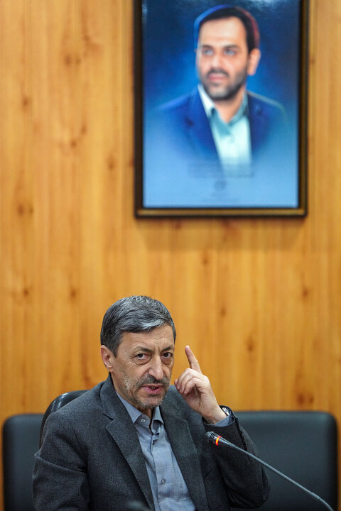 بازدید رئیس ستاد اجرایی فرمان امام از پژوهشگاه رویان