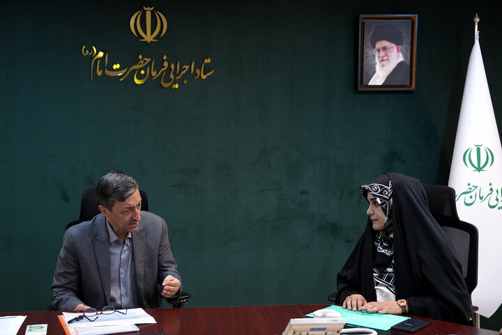 دیدار فاطمه جراره نماینده مردم بندر عباس، قشم و ابوموسی در مجلس شورای اسلامی با رئیس ستاد اجرایی فرمان امام