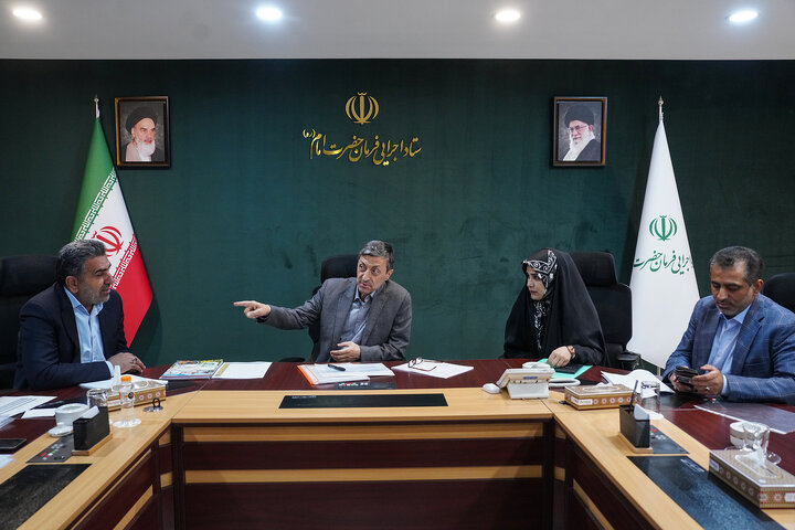 دیدار فاطمه جراره نماینده مردم بندر عباس، قشم و ابوموسی، ابوالقاسم جراره نماینده مردم تهران، ری، شمیرانات، اسلامشهر و پردیس و علی بابایی کارنامی نماینده مردم ساری و میاندورود در مجلس شورای اسلامی با رئیس ستاد اجرایی فرمان امام