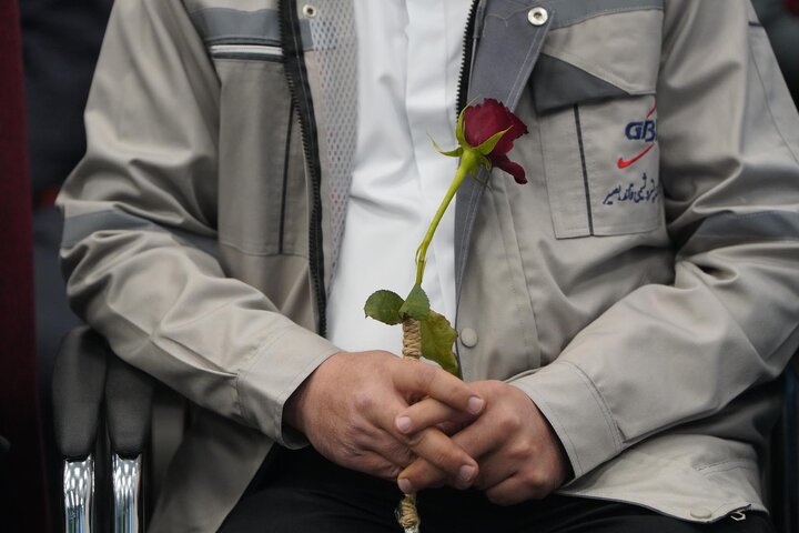 ویدئو/ نشست صمیمی با نمایندگان گروه‌های کارگری ستاد اجرایی فرمان امام