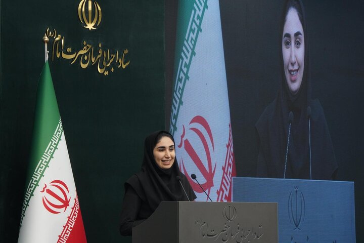 گزارش تصویری /نشست صمیمی سید پرویز فتاح، رئیس ستاد اجرایی فرمان امام با نمایندگان گروه‌های کارگری ستاد اجرایی فرمان امام