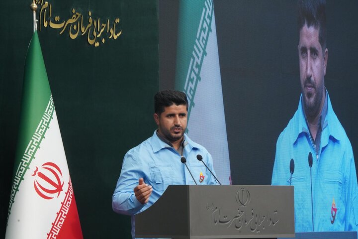 گزارش تصویری /نشست صمیمی سید پرویز فتاح، رئیس ستاد اجرایی فرمان امام با نمایندگان گروه‌های کارگری ستاد اجرایی فرمان امام