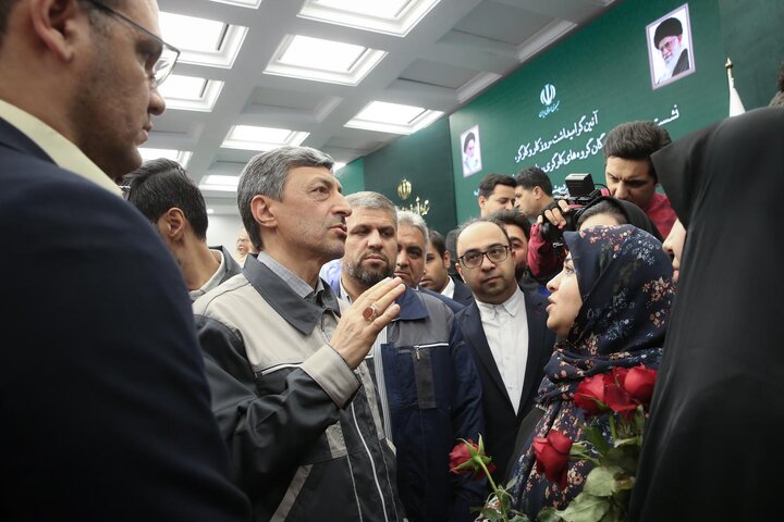 نشست صمیمی با نمایندگان گروه‌های کارگری ستاد اجرایی فرمان امام