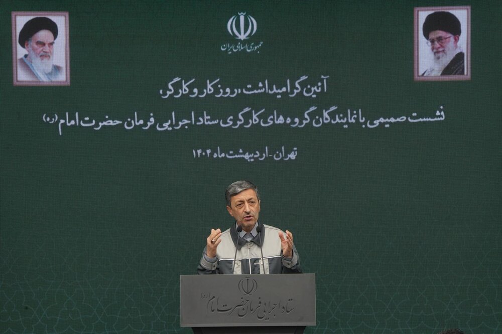 جامعه کارگری وفادارترین جوامع به کشور است/ کارگر علاوه بر حقوق، درک و احترام می‌خواهد/ لزوم اصلاح قراردادهای کوتاه مدت 
