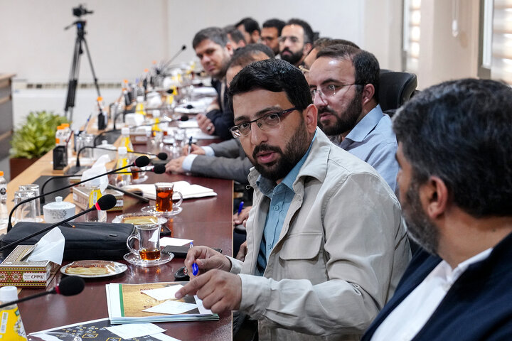 جلسه شورای هماهنگی اربعین ۱۴۰۴ در ستاد اجرایی فرمان امام