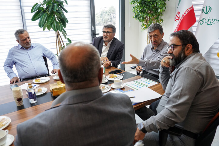 بررسی وضعیت طرح‌های کشاورزی و دامپروری ستاد در بازدید فتاح از شرکت گسترش توسعه‌گری پردیس