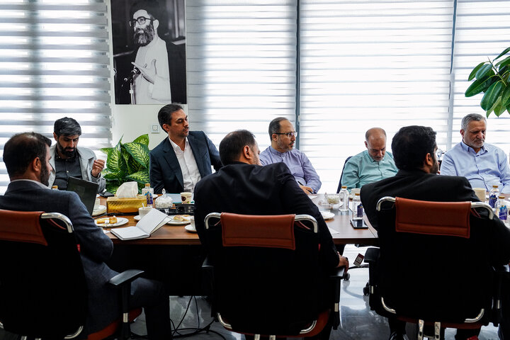 بررسی وضعیت طرح‌های کشاورزی و دامپروری ستاد در بازدید فتاح از شرکت گسترش توسعه‌گری پردیس