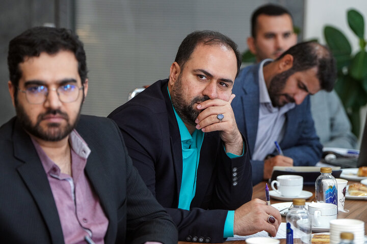 بررسی وضعیت طرح‌های کشاورزی و دامپروری ستاد در بازدید فتاح از شرکت گسترش توسعه‌گری پردیس