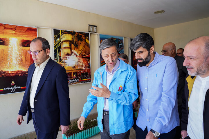 بازدید سید پرویز فتاح رئیس ستاد اجرایی فرمان امام از کارخانه فولاد جهان‌آٰرا اروند خرمشهر