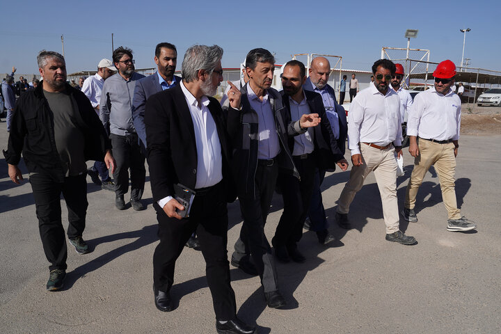 بازدید سید پرویز فتاح رئیس ستاد اجرایی فرمان امام از پروژه‌ کاغذ سبز خوزستان
