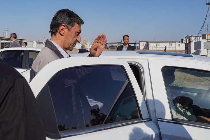 بازدید سید پرویز فتاح رئیس ستاد اجرایی فرمان امام از پروژه‌ کاغذ سبز خوزستان
