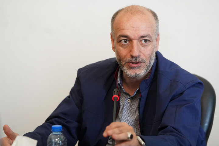 جلسه شورای معاونین و مدیران ستاد اجرایی فرمان امام در حرم امام رضا(ع)