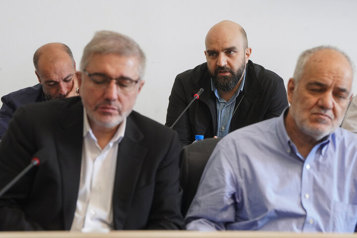 جلسه شورای معاونین و مدیران ستاد اجرایی فرمان امام در حرم امام رضا(ع)