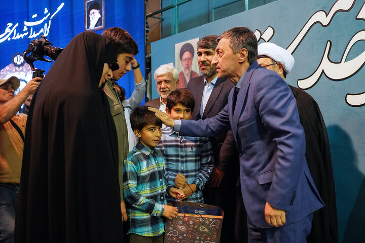 سخنرانی رئیس ستاد اجرایی فرمان امام در همایش «عهد خدمت»