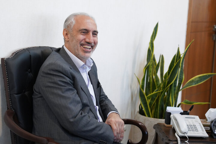 دیدار رئیس سازمان برنامه و بودجه کشور با رئیس ستاد اجرایی فرمان امام