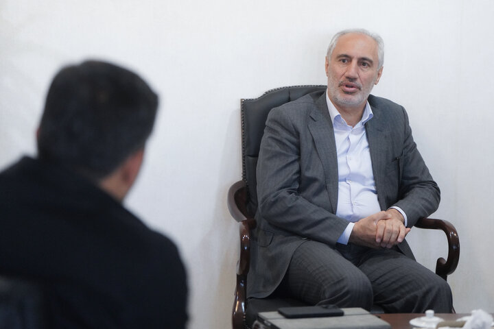 دیدار رئیس سازمان برنامه و بودجه کشور با رئیس ستاد اجرایی فرمان امام