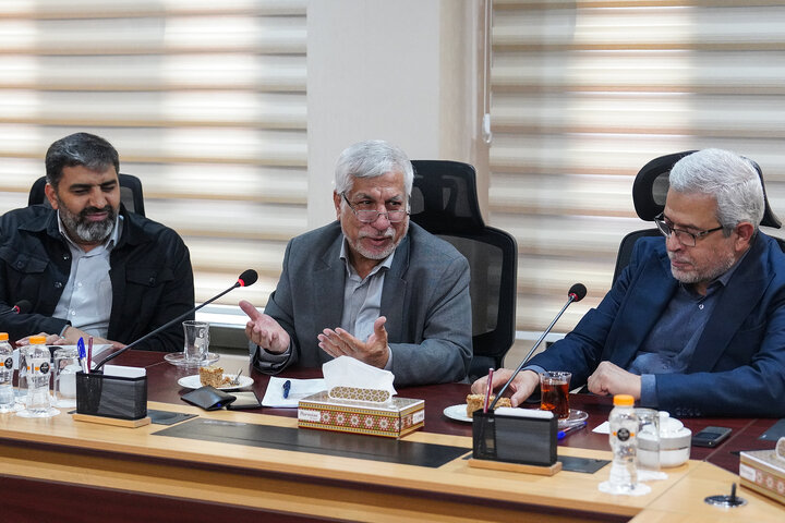 ديدار رئيس ستاد توسعه و بازسازى عتبات عاليات با فتاح