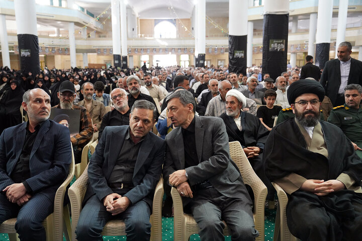 سخنرانی رئیس ستاد اجرایی فرمان امام در مراسم گرامیداشت شهدای خدمت در زنجان 