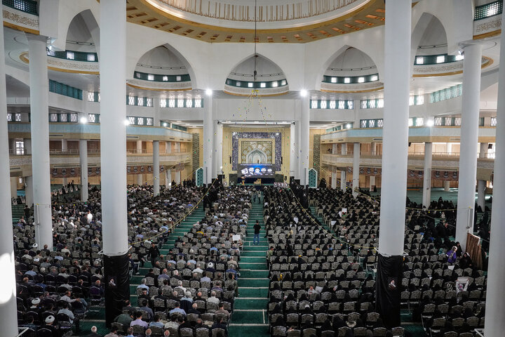 سخنرانی رئیس ستاد اجرایی فرمان امام در مراسم گرامیداشت شهدای خدمت در زنجان 