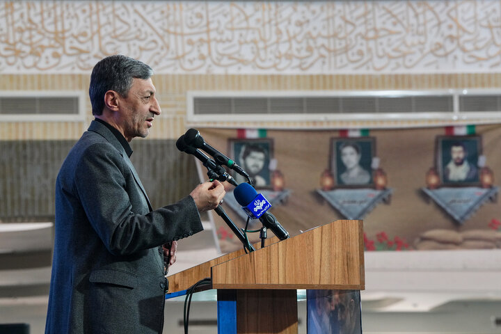 سخنرانی رئیس ستاد اجرایی فرمان امام در مراسم گرامیداشت شهدای خدمت در زنجان 