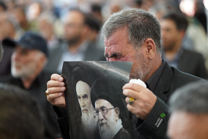 سخنرانی رئیس ستاد اجرایی فرمان امام در مراسم گرامیداشت شهدای خدمت در زنجان 