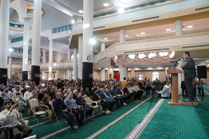 سخنرانی رئیس ستاد اجرایی فرمان امام در مراسم گرامیداشت شهدای خدمت در زنجان 