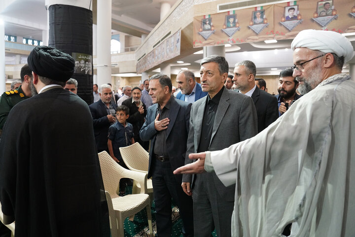 سخنرانی رئیس ستاد اجرایی فرمان امام در مراسم گرامیداشت شهدای خدمت در زنجان 