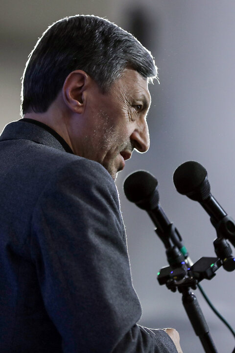 سخنرانی رئیس ستاد اجرایی فرمان امام در مراسم گرامیداشت شهدای خدمت در زنجان 