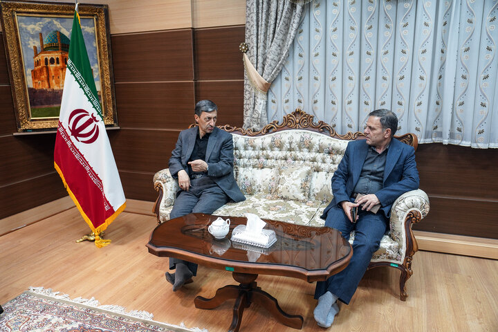 دیدار سید پرویز فتاح رئیس ستاد اجرایی فرمان امام با سید محسن صادقی استاندار زنجان  