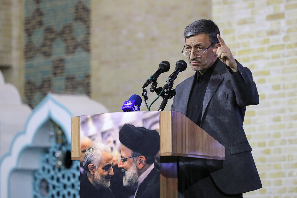 شهید رئیسی مردم‌دار، جریان‌ساز و معتقد به حرکت‌های مردمی بود/ رئیسی الگوی ماندگار برای خدمت به مردم است