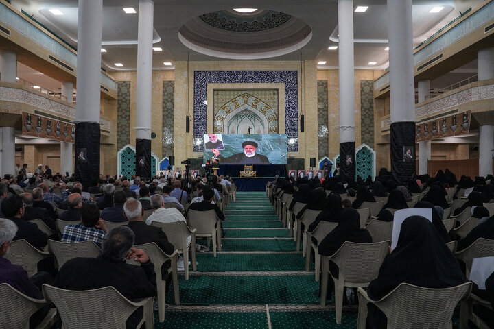 سخنرانی رئیس ستاد اجرایی فرمان امام در مراسم گرامیداشت شهدای خدمت در زنجان