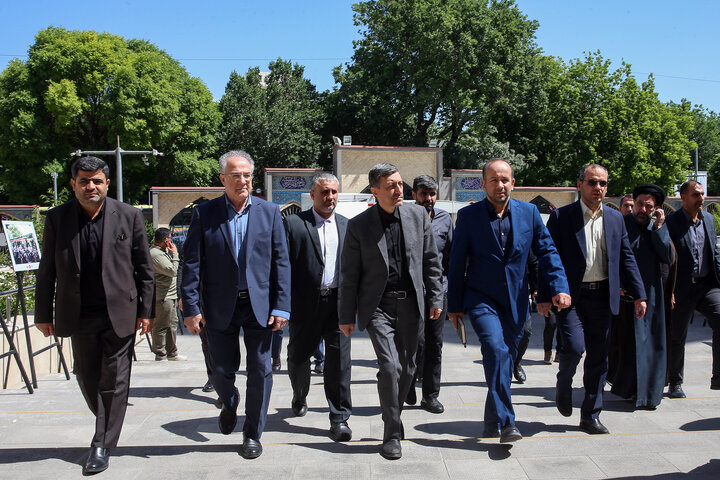 حضور رئیس ستاد اجرایی فرمان امام در مراسم گرامیداشت شهدای خدمت در تبریز