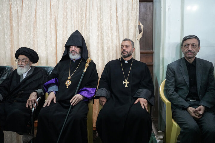 حضور رئیس ستاد اجرایی فرمان امام در مراسم گرامیداشت شهدای خدمت در تبریز