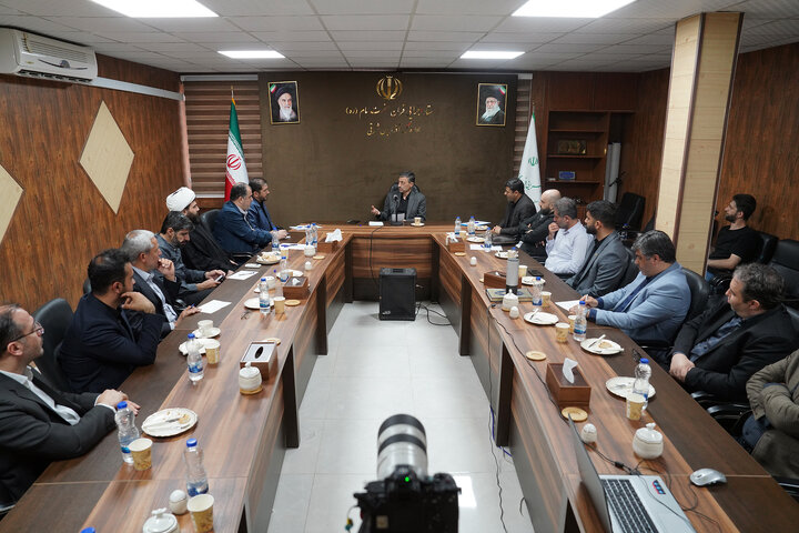 دیدار رئیس ستاد اجرایی فرمان امام با کارکنان ستاد اجرایی فرمان امام در استان آذربایجان شرقی