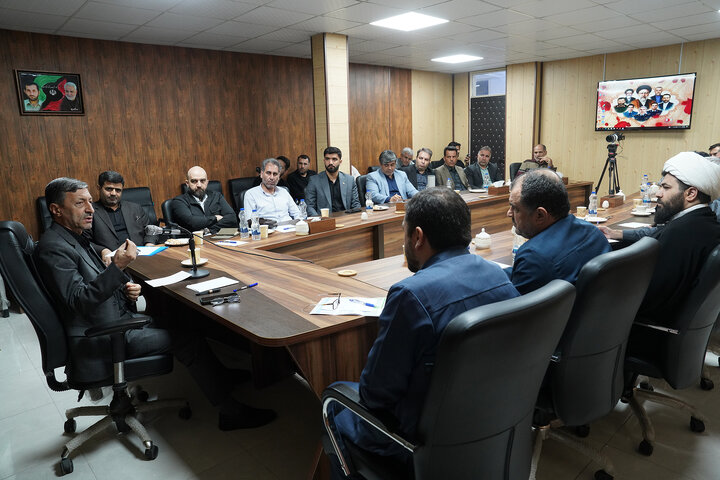 دیدار رئیس ستاد اجرایی فرمان امام با کارکنان ستاد اجرایی فرمان امام در استان آذربایجان شرقی