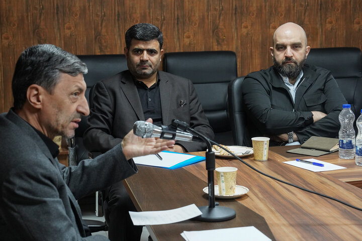 دیدار رئیس ستاد اجرایی فرمان امام با کارکنان ستاد اجرایی فرمان امام در استان آذربایجان شرقی