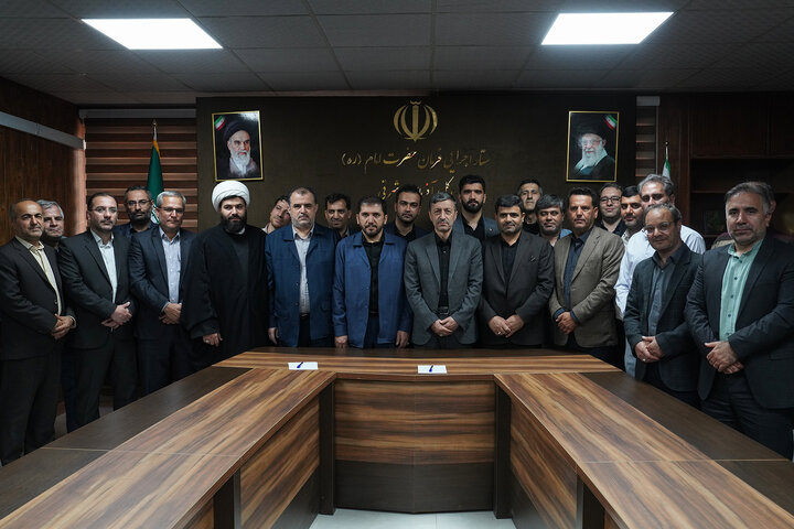 دیدار رئیس ستاد اجرایی فرمان امام با کارکنان ستاد اجرایی فرمان امام در استان آذربایجان شرقی