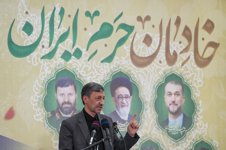 سخنرانی فتاح در مراسم گرامیداشت شهدای خدمت در مراغه