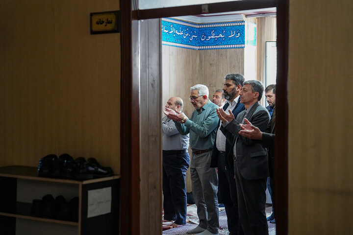 جلسه سید پرویز فتاح رئیس ستاد اجرایی فرمان امام با مدیران ستاد اجرایی فرمان امام در استان آذربایجان غربی