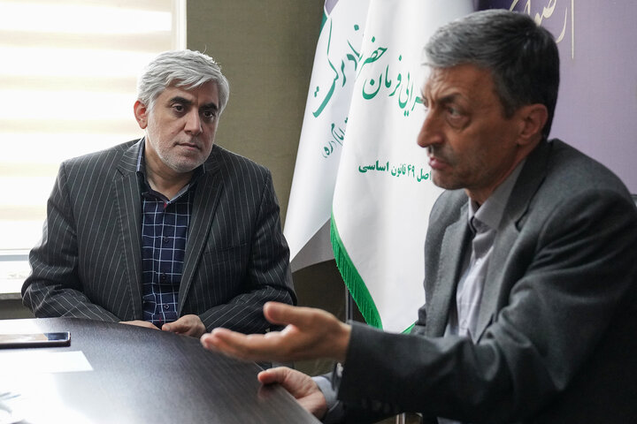 جلسه سید پرویز فتاح رئیس ستاد اجرایی فرمان امام با مدیران ستاد اجرایی فرمان امام در استان آذربایجان غربی