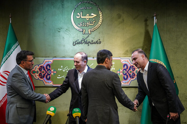 امضای تفاهم‌نامه‌های همکاری فی‌مابین ستاد اجرایی فرمان امام و وزارت جهاد کشاورزی