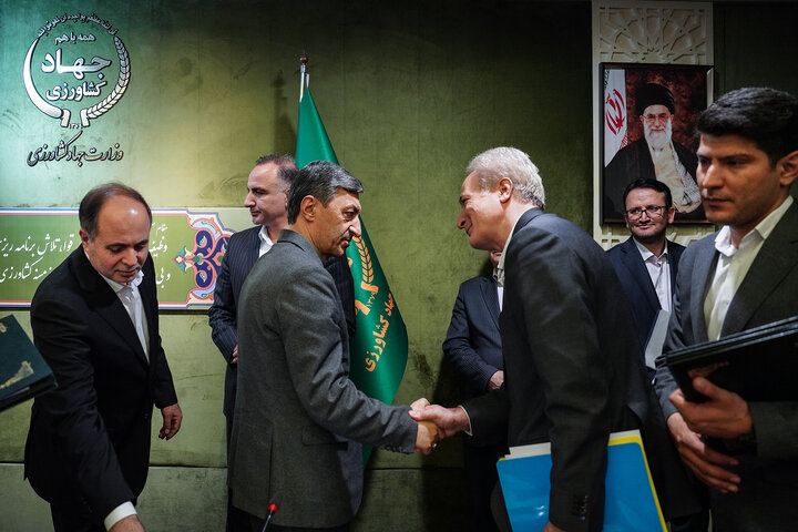 امضای تفاهم‌نامه‌های همکاری فى‌مابین ستاد اجرایی فرمان امام و وزارت جهاد کشاورزی
