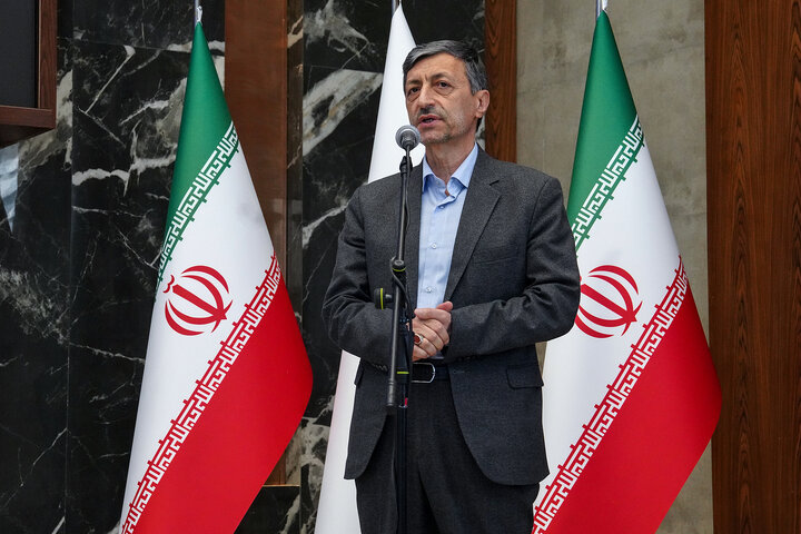 آیین رونمایی از ٢٣ محصول دارویی جدید در گروه سلامت و دارویی برکت