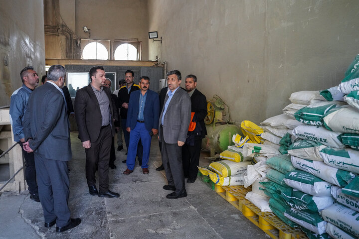 بازدید رئیس ستاد اجرایی فرمان امام از مجتمع‌های شرکت زرین کشت پایدار