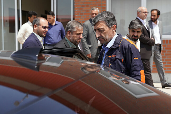 بازدید رئیس ستاد اجرایی فرمان امام از مجتمع‌های شرکت زرین کشت پایدار