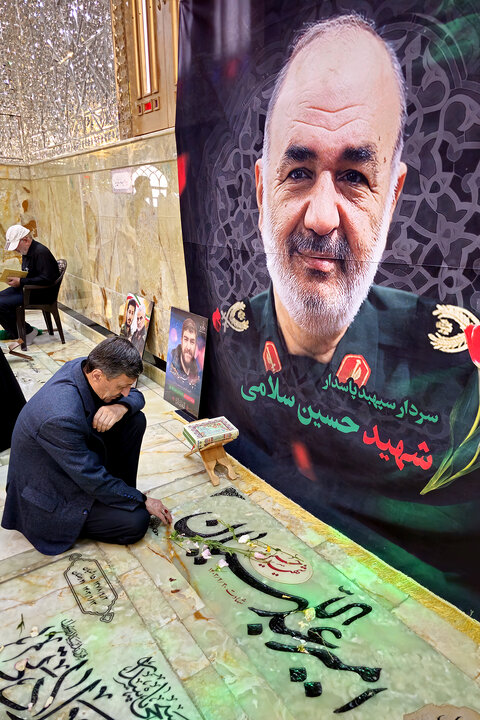 حضور رئیس ستاد اجرایی فرمان امام بر مزار شهدای حملات رژیم صهیونیستی