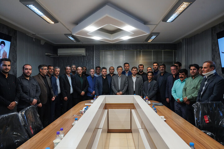 سفر استانی رئیس ستاد اجرایی فرمان امام به استان فارس