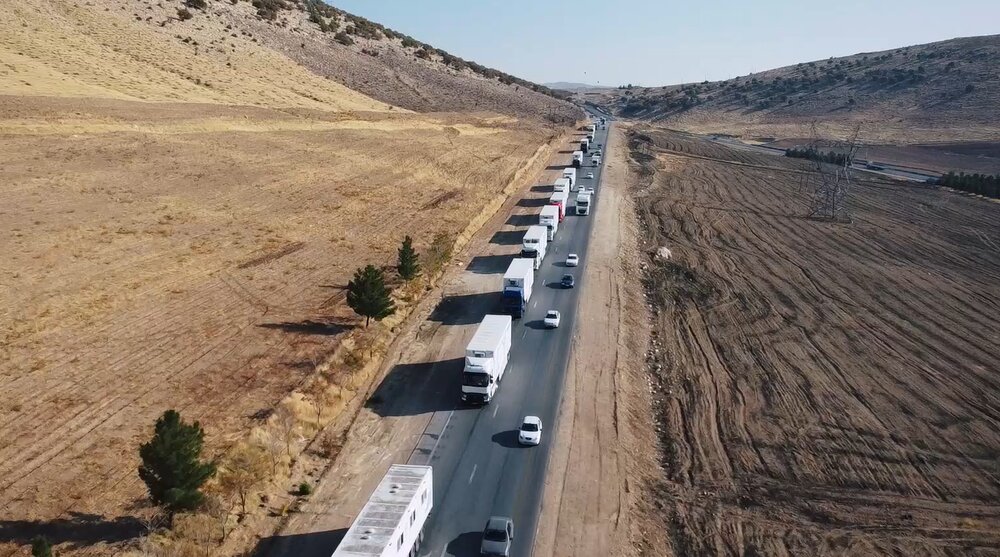 ویدئو/ اعزام و استقرار بیمارستان سیار ۹۲ تخت‌خوابی برکت در عمود ۹۸۹