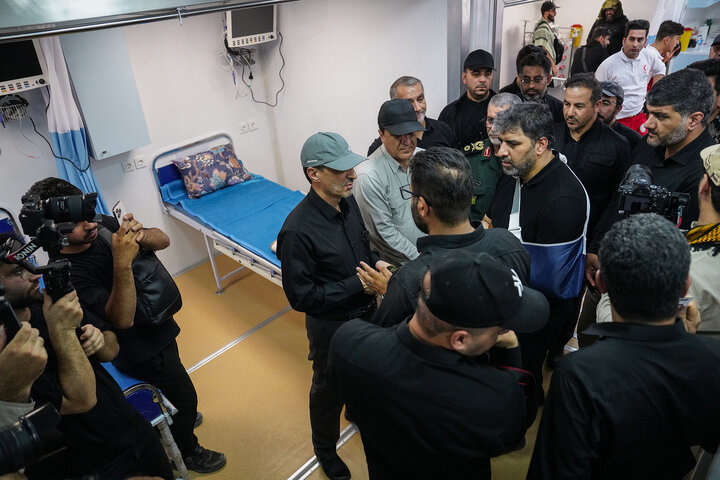 بازدید فتاح از روند خدمت‌رسانی ستاد اجرایی فرمان امام در مرز مهران