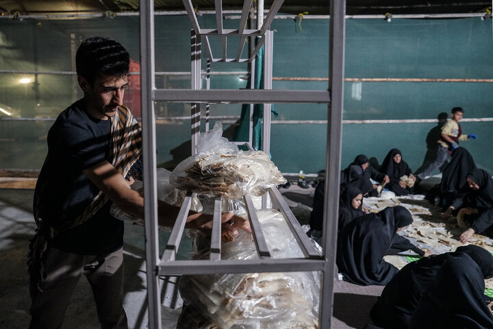 بازدید فتاح از روند خدمت‌رسانی ستاد اجرایی فرمان امام در مرز مهران